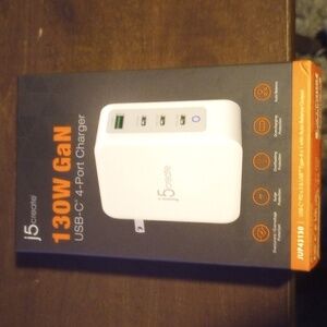 130W GaN USB-C 4 Port Charger